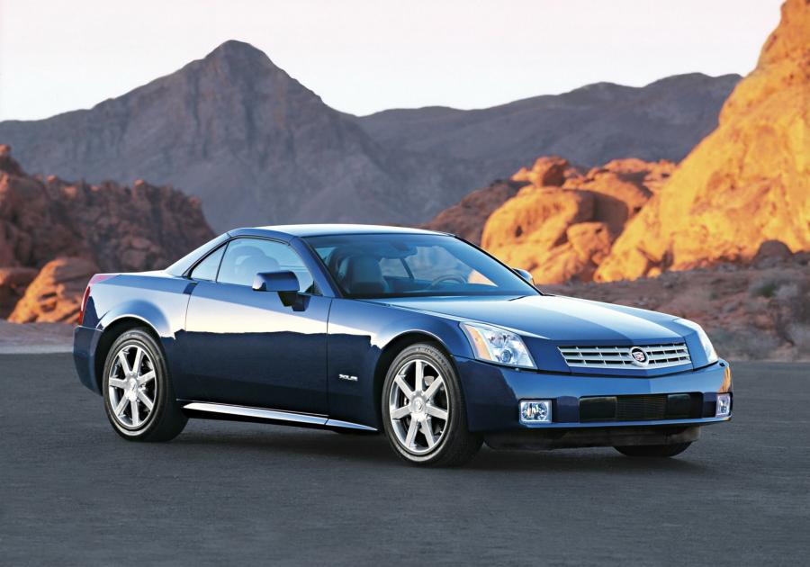  Cadillac XLR Roadster 2004 года  (фото 101 из 128)